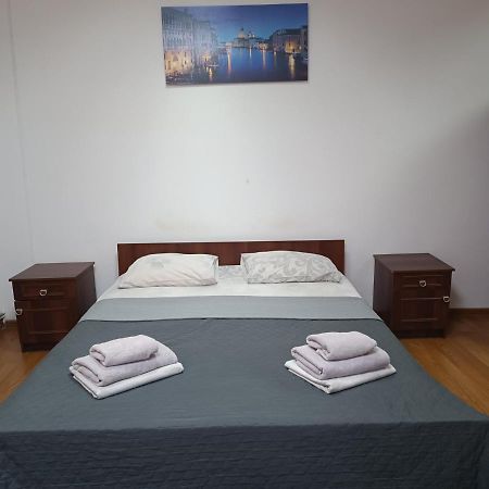 Apartments Domovik On Valenberga 3 Mukaczewo Zewnętrze zdjęcie
