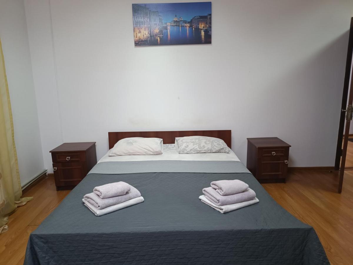 Apartments Domovik On Valenberga 3 Mukaczewo Zewnętrze zdjęcie