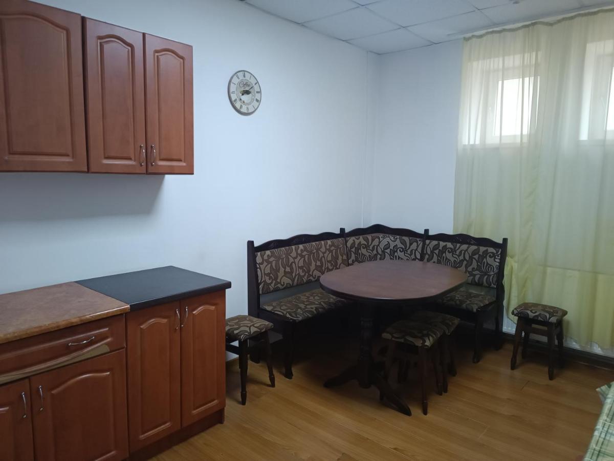 Apartments Domovik On Valenberga 3 Mukaczewo Zewnętrze zdjęcie